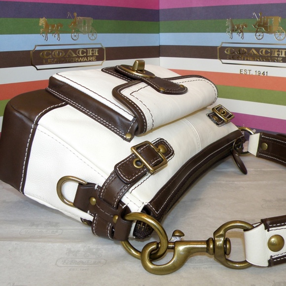 ❤️NEW MINT COACH LEGACY 65TH ANNIVERSARY BROWN & OFF-WHITE LEATHER SHOULDER BAG - Picture 10 of 10